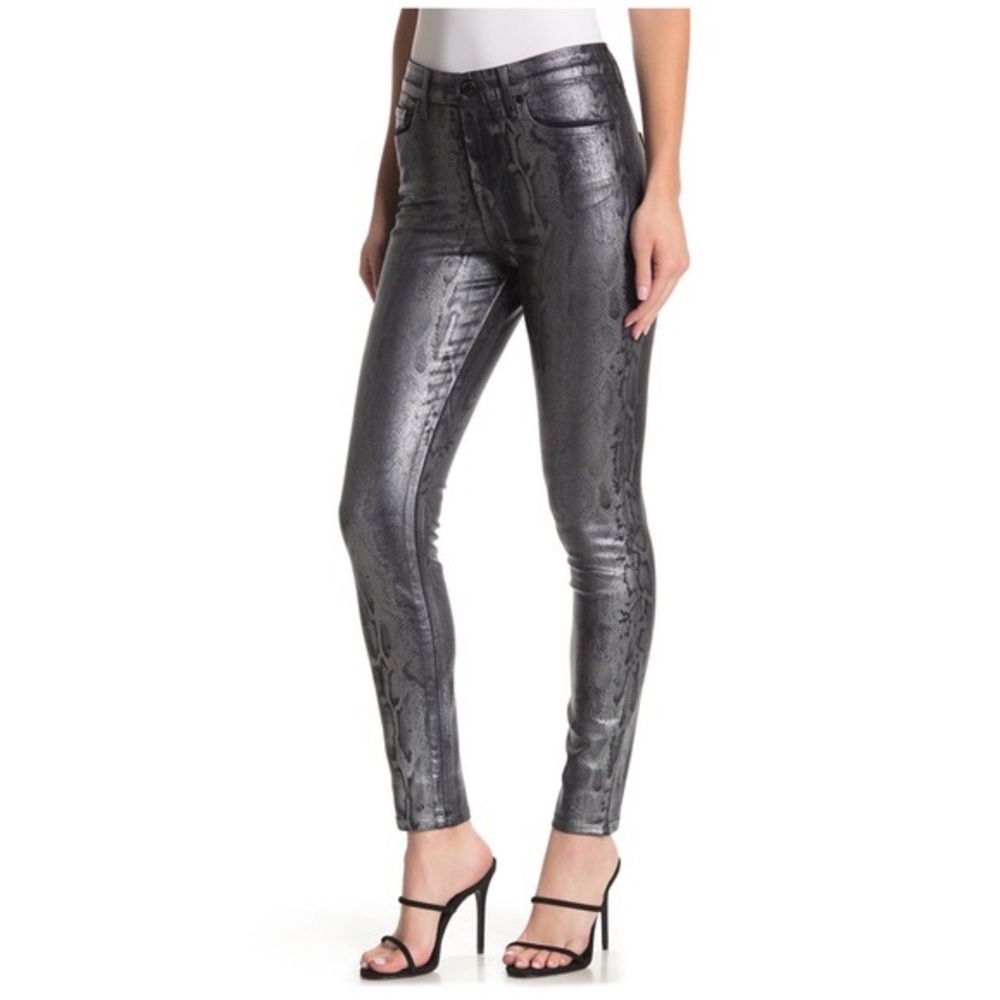 William Rast Sculpted High Rise snakeskin Skinny Jeans. Size 29. New with tags